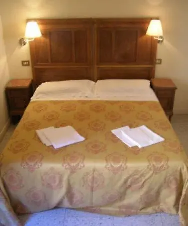 Tacito Roma