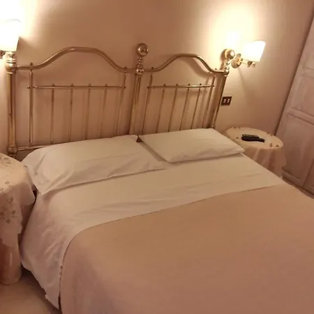 Tacito Bed & Breakfast Rome